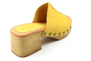 CASARINI 23340 geel slippers - www.lascarpa.nl